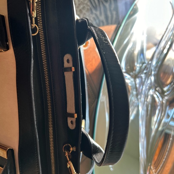 Chloe Crossbody Bag NWT - Picture 3 of 8